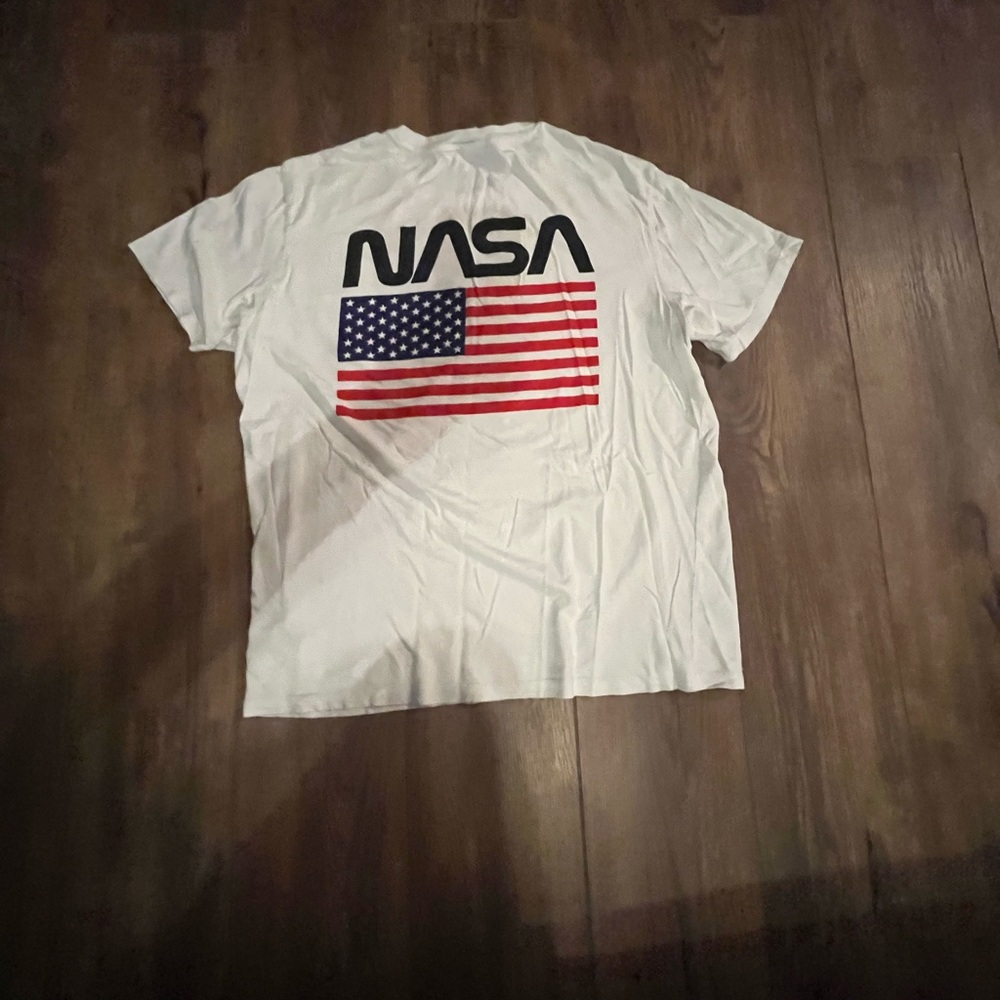 NASA Graphic T-Shirt - Picture 2 of 4